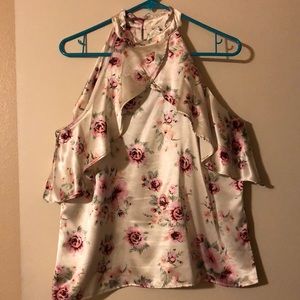 Floral blouse. Only worn twice! Great condition, no stains or rips